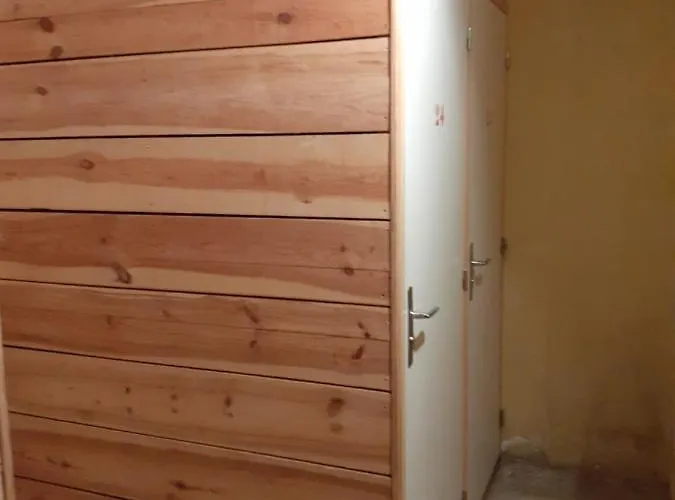 Au Pied Du Pic Du Midi A * La Mongie